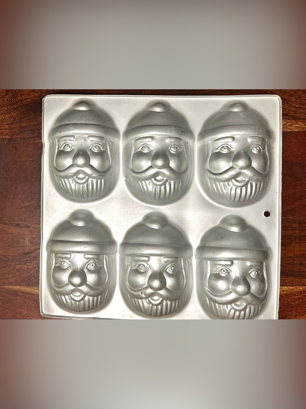 Vintage 1983 Wilton Santa Claus Face Aluminum Baking, 6 Muffin Mold